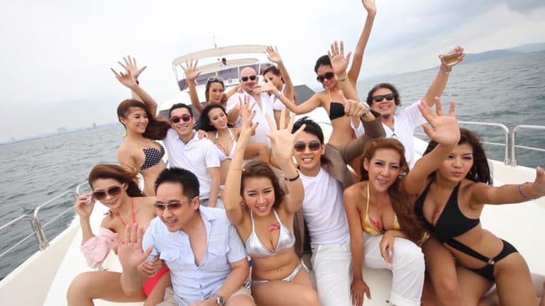boat party bachelor