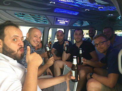 minivan-pattaya-bachelor-party-package