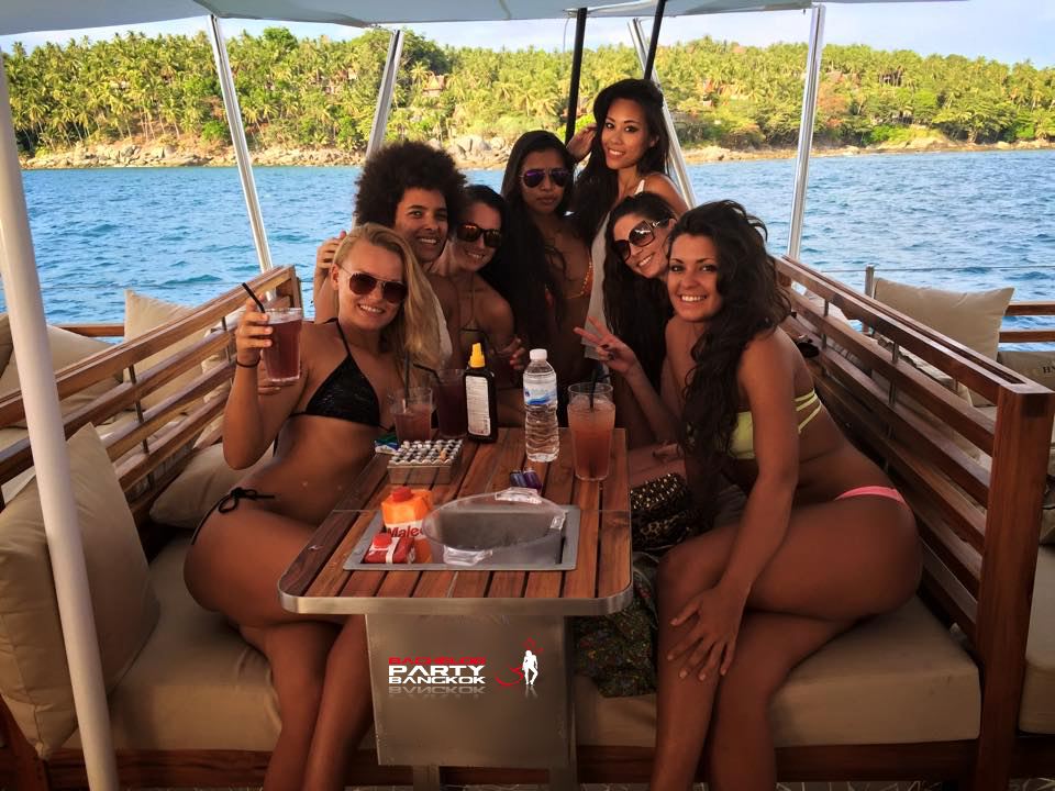 Party-Girls-bachelor-party-bangkok