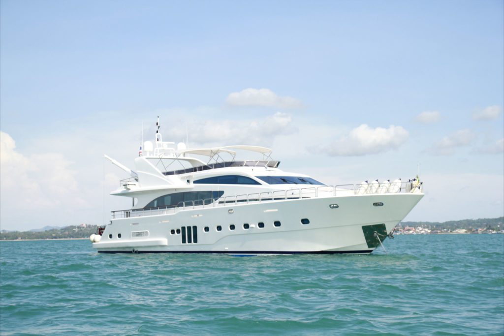 stag-yacht-party-package-bangkok