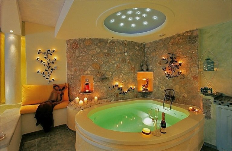jacuzzi penthouse accommodation